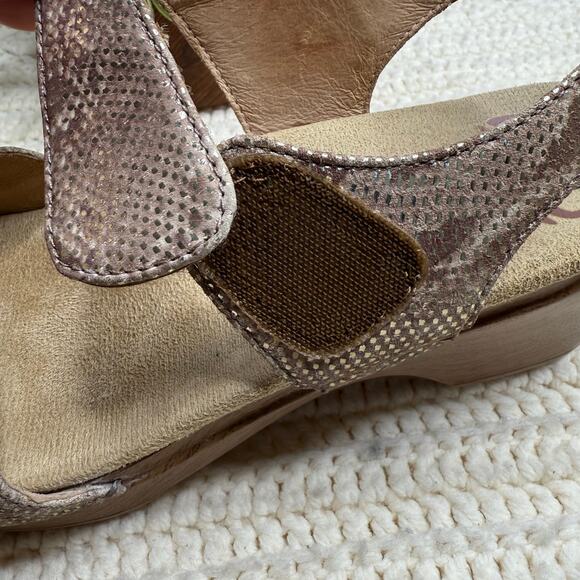 DANSKO Women's 39 US 8 Sonnet Sandal Metallic Gold Tan Animal Print Clog Shoe - Picture 7 of 13